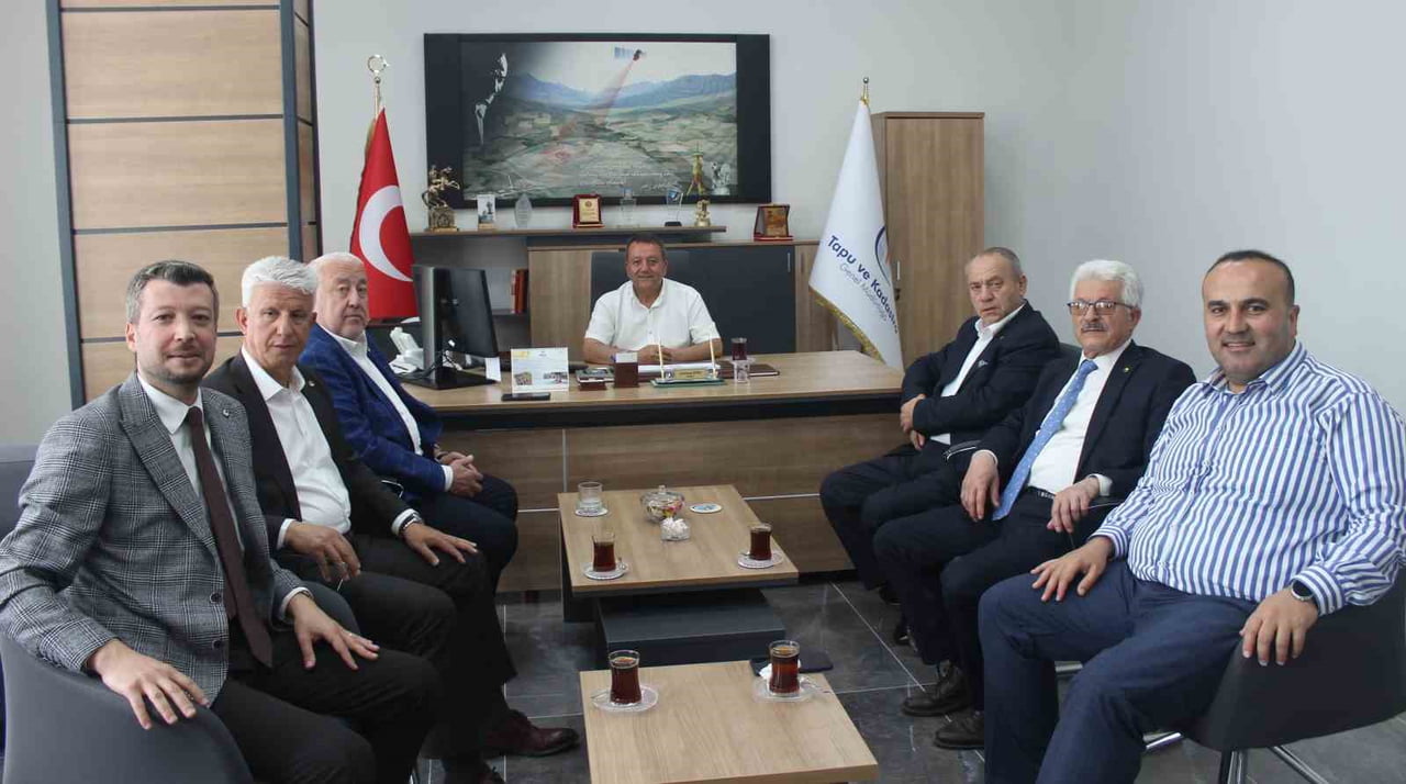 ÇARŞAMBA TİCARET BORSASI (ÇTB) YÖNETİM KURULU BAŞKANI KAZIM YILMAZ VE BORSA MECLİS ÜYELERİ...