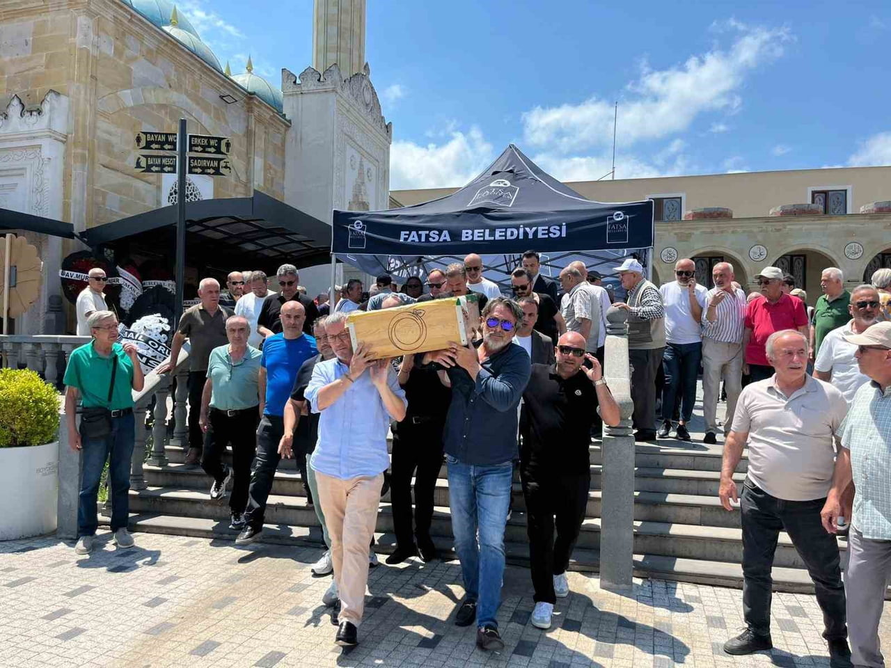 CENAZENİN TAŞINMASI