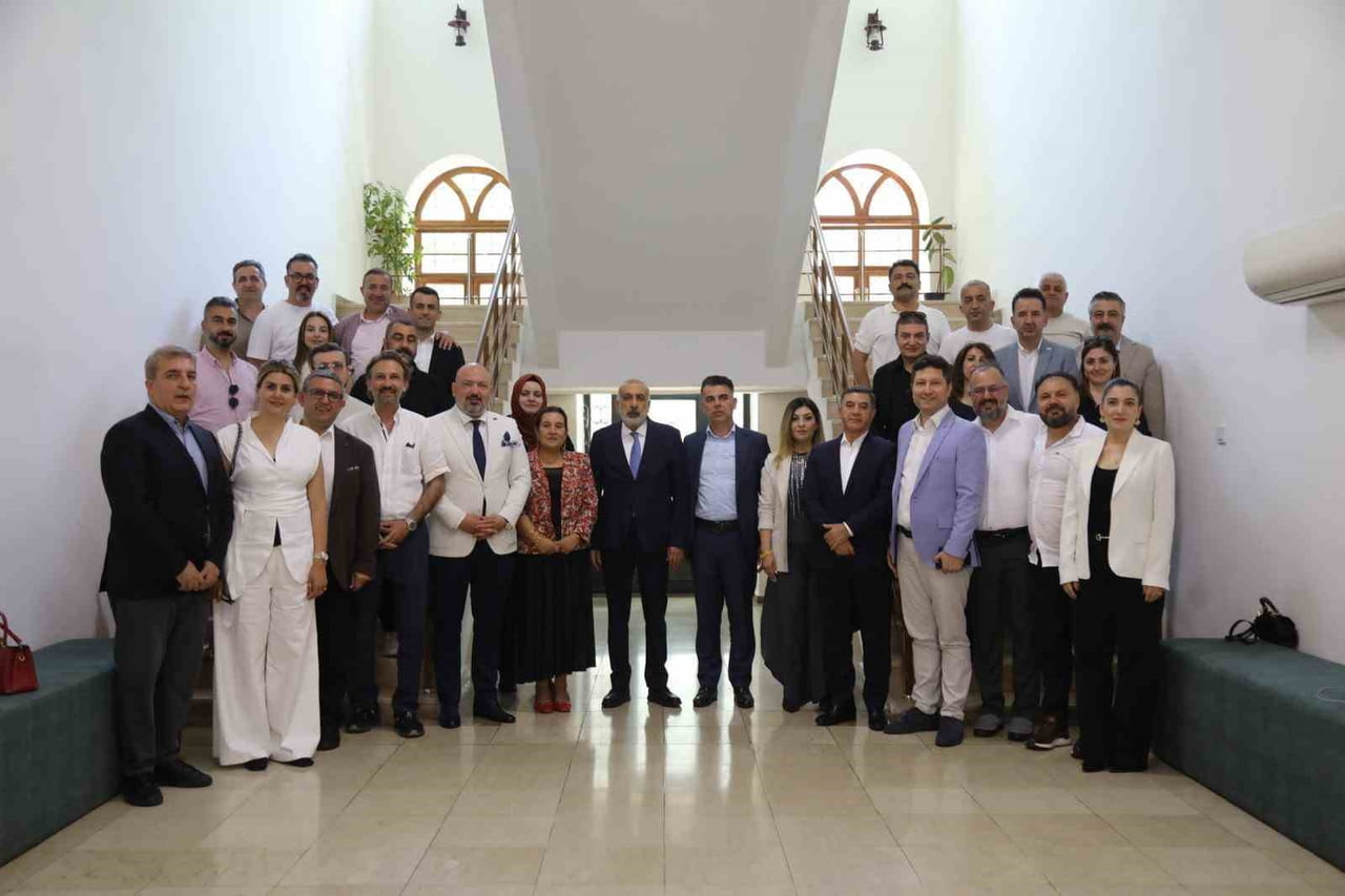 CEO PLATFORMU ÇATISI ALTINDA BİR ARAYA GELEN 25 İŞ İNSANI, DİYARBAKIR GASTRO İNOVASYON MERKEZİNDE...