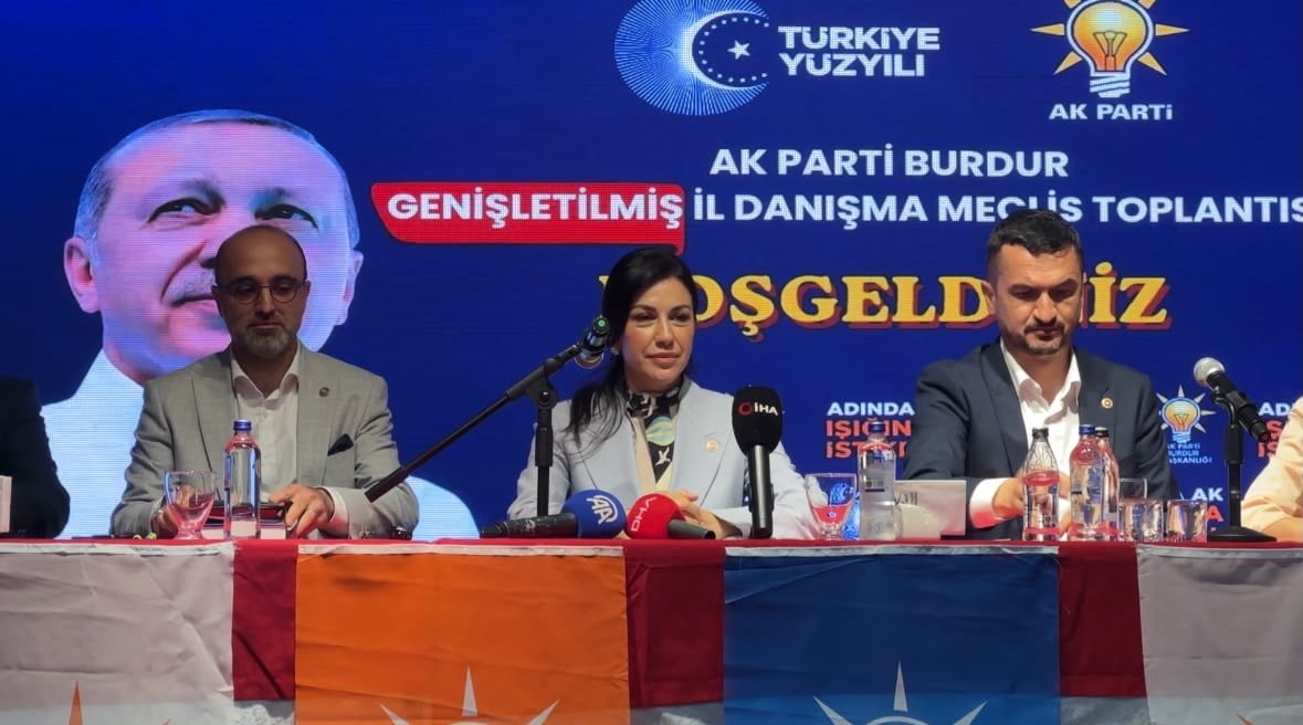 ÇEŞİTLİ ZİYARETLER İÇİN BURDUR'A GELEN AK PARTİ GENEL BAŞKAN YARDIMCISI, ÇEVRE VE ŞEHİRCİLİK...