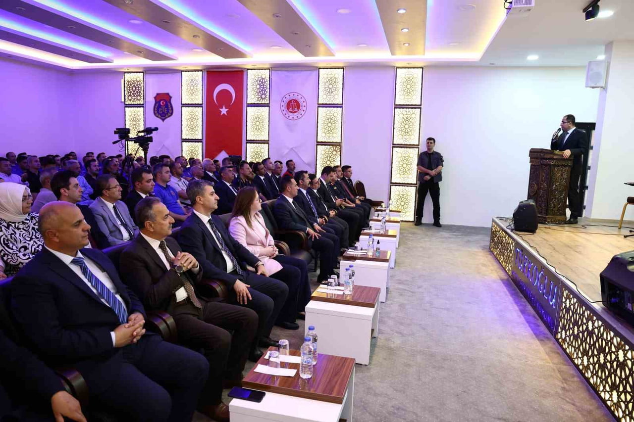 CEZA İNFAZ KURUMLARININ SORUNLARI, İHTİYAÇLARI VE ÇÖZÜM SÜREÇLERİNİN PROAKTİF YÖNETİM ANLAYIŞIYLA...