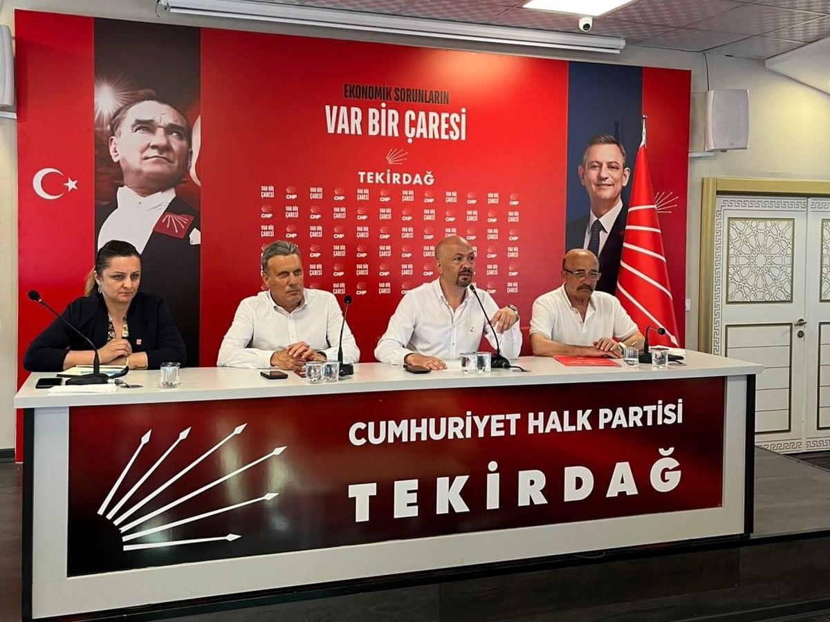 CHP’DE KURULTAY SÜRECİ VE "MUTLAK BUTLAN" TARTIŞMALARIYLA BİRLİKTE YAŞANAN İÇ ÇEKİŞMELER, TEKİRDAĞ...