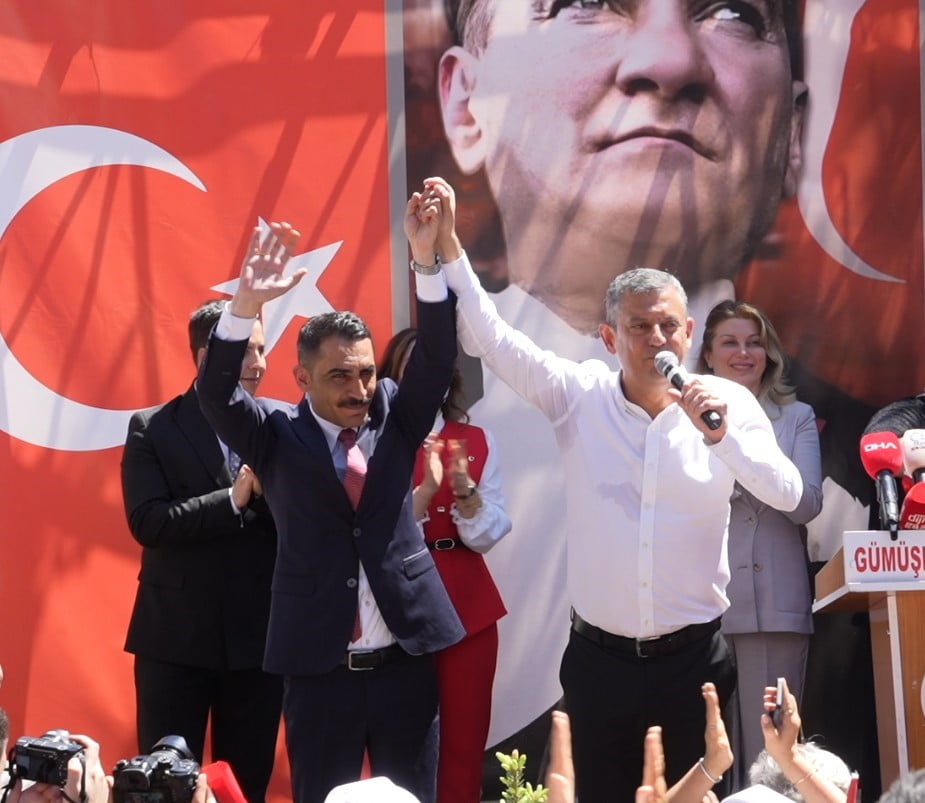 CHP’Lİ ÖZGÜR ÖZEL, 7 HAZİRAN'DA BELEDİYE BAŞKANLIĞI SEÇİMİNİN YAPILACAĞI TEKKE BELDESİ'Nİ ZİYARET...