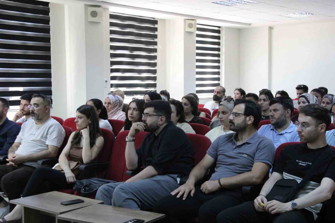 CİZRE’DE, SAĞLIK SORUNLARI NEDENİYLE OKULA GİDEMEYEN VE EĞİTİM HAKKI EVLERİNE TAŞINAN ÖĞRENCİLERİN...