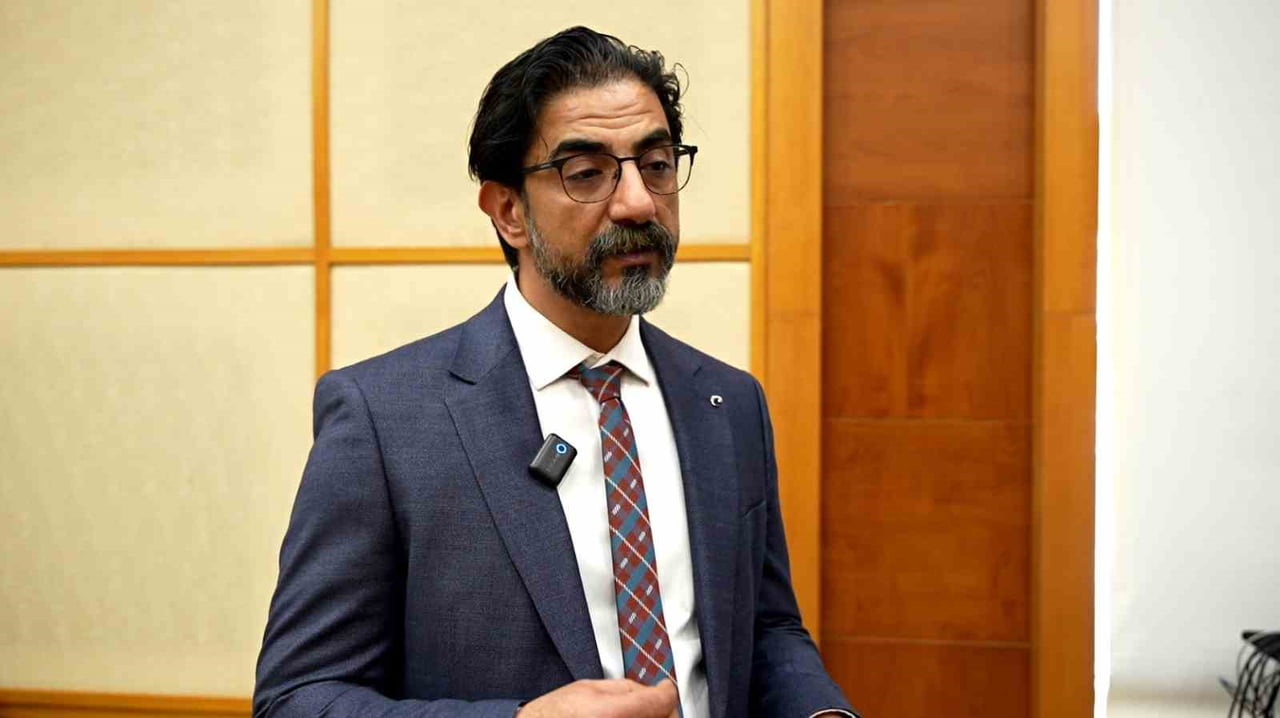 ÇOCUK BESLENME VE METABOLİZMA HASTALIKLARI UZMANI PROF. DR. ERTUĞRUL KIYKIM