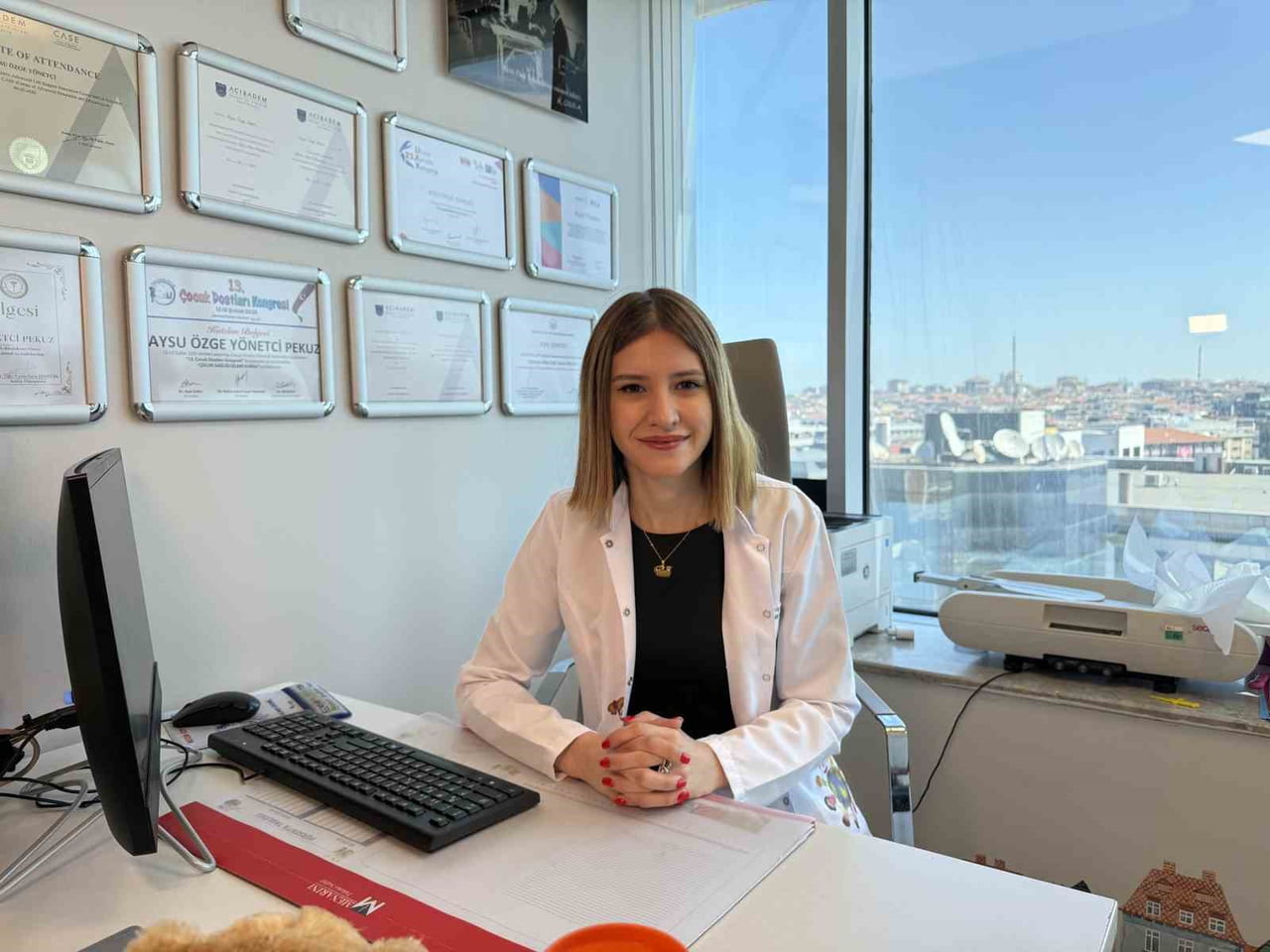 ÇOCUK SAĞLIĞI VE HASTALIKLARI UZMANI DR. AYSU ÖZGE YÖNETCİ PEKUZ