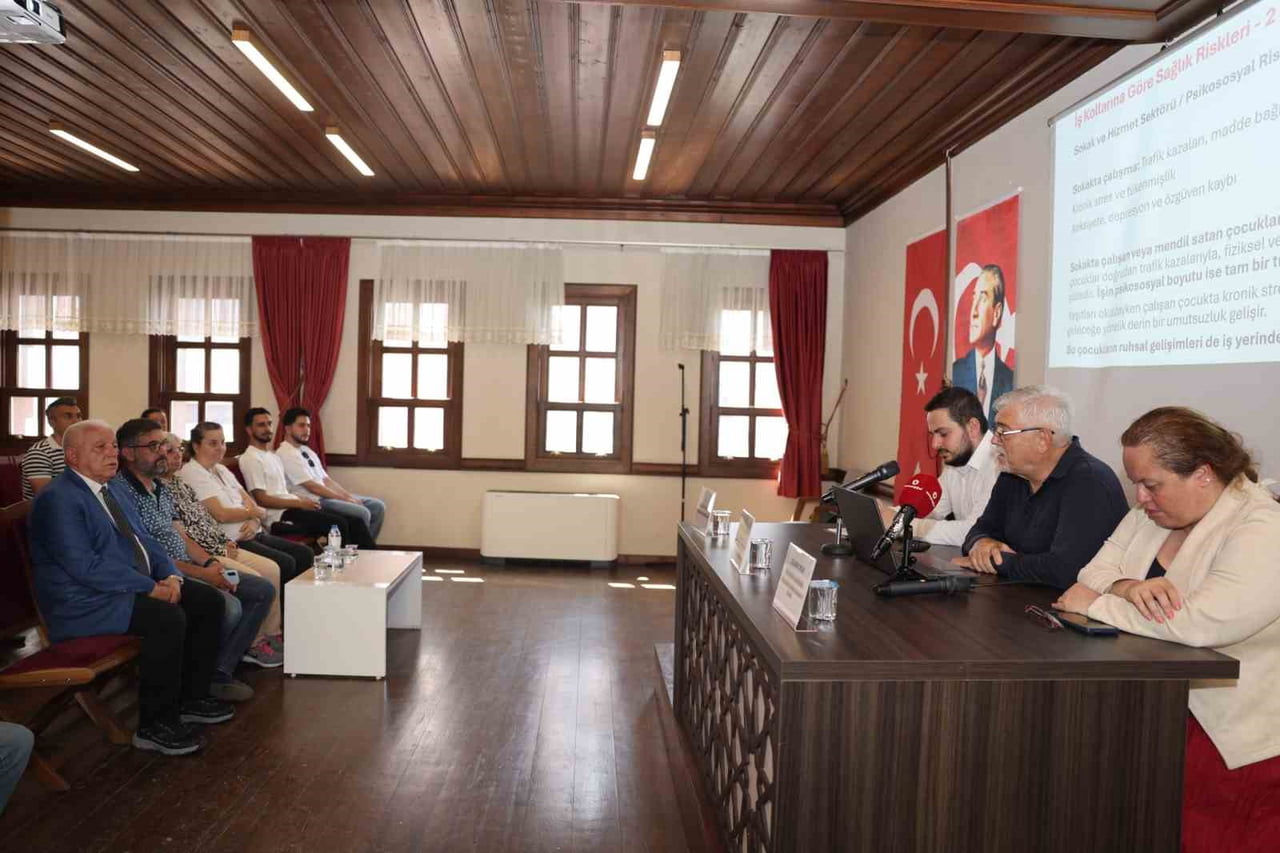 ÇOCUKLARIN GELECEĞİNE SAHİP ÇIKAN OSMANGAZİ BELEDİYESİ, "ÇOCUKLAR GELECEĞİMİZ; GELECEĞİMİZİ...