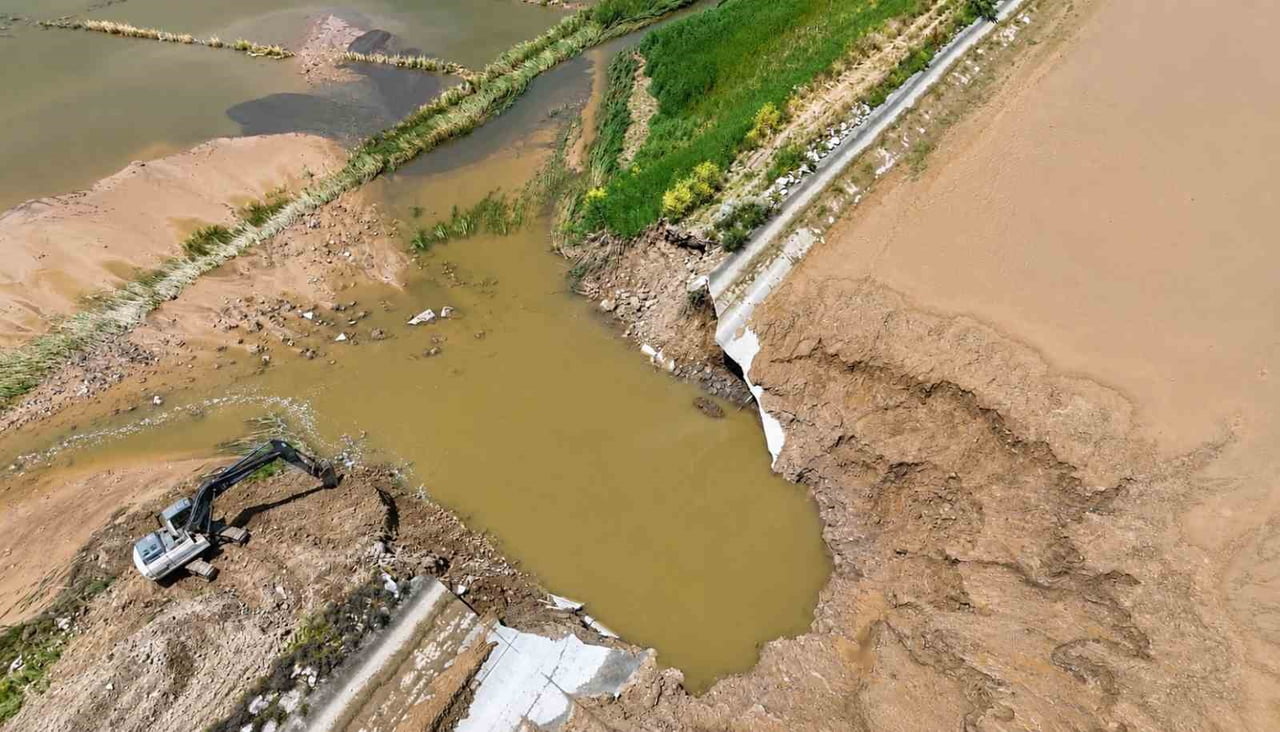 ÇORUM'UN BAYAT İLÇESİNDE HES BENDİNİN PATLAMASININ ARDINDAN BÖLGE DRONLA HAVADAN...