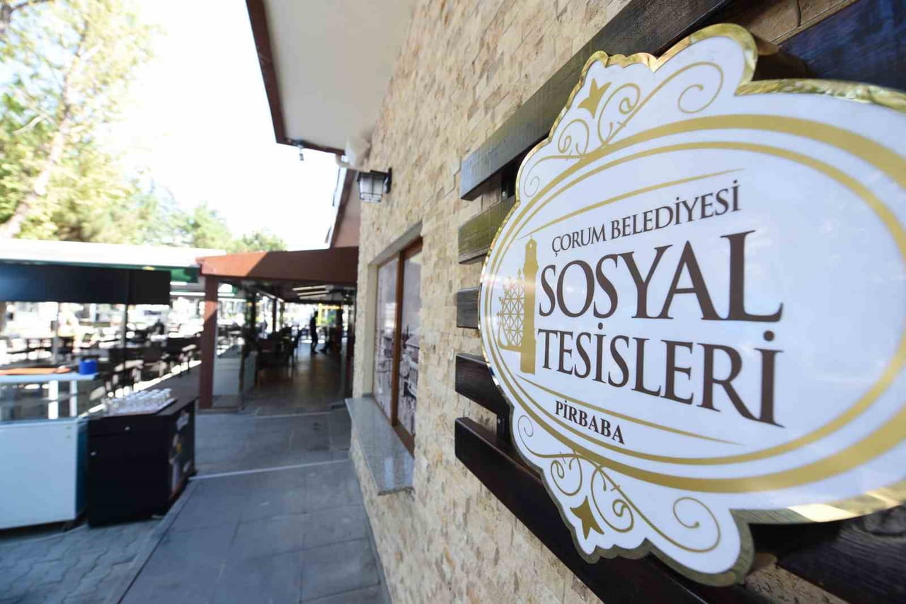 ÇORUM BELEDİYESİ, YAZ TATİLİNDE 50 ÜNİVERSİTE ÖĞRENCİSİNE SOSYAL TESİSLERİNDE YARI ZAMANLI ÇALIŞMA...