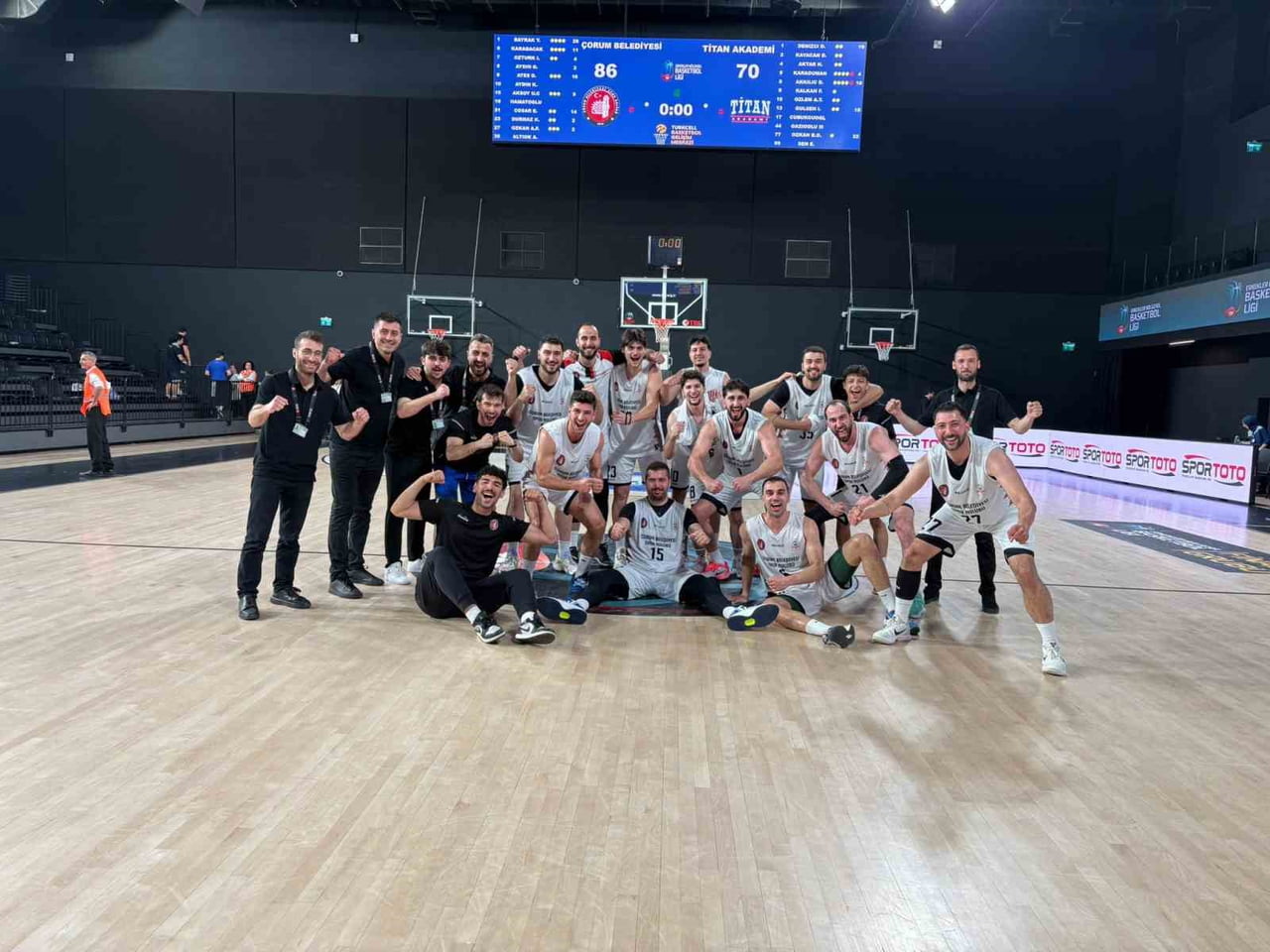 ÇORUM ÇORUM BELEDİYESİ SPOR KULÜBÜ ERKEK BASKETBOL TAKIMI, TÜRKİYE BASKETBOL 2. LİGİ'NE...