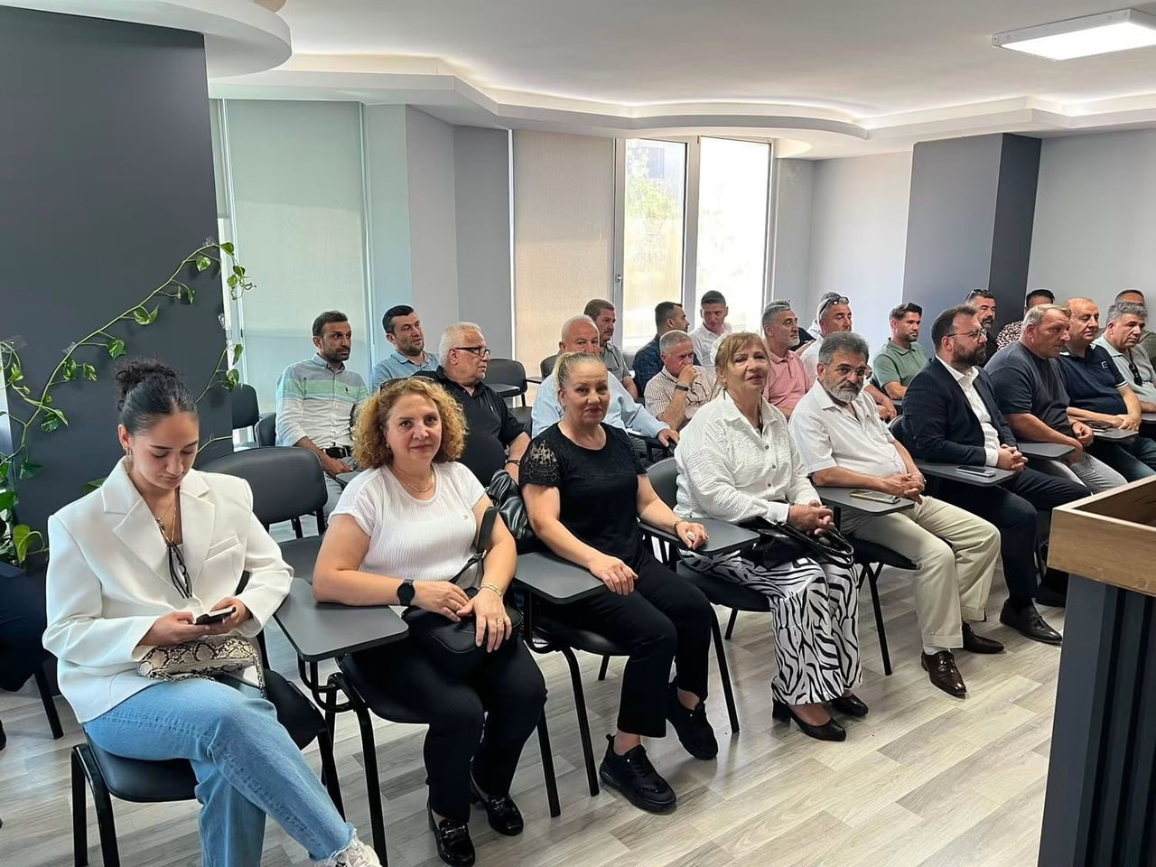 CUMHUR İTTİFAKI’NA KUŞADASI MESAİSİ