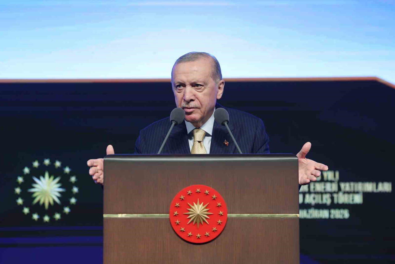 CUMHURBAŞKANI ERDOĞAN, CUMHURBAŞKANLIĞI KÜLLİYESİ'NDE GERÇEKLEŞTİRİLEN 2025 YILI YENİLENEBİLİR...
