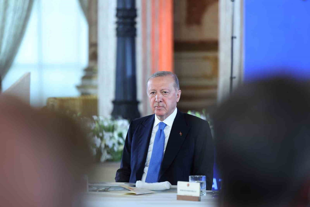CUMHURBAŞKANI ERDOĞAN, DOLMABAHÇE SARAYI’NDA DÜZENLENEN NATO PARLAMENTER ZİRVESİ’NDE YAPTIĞI...