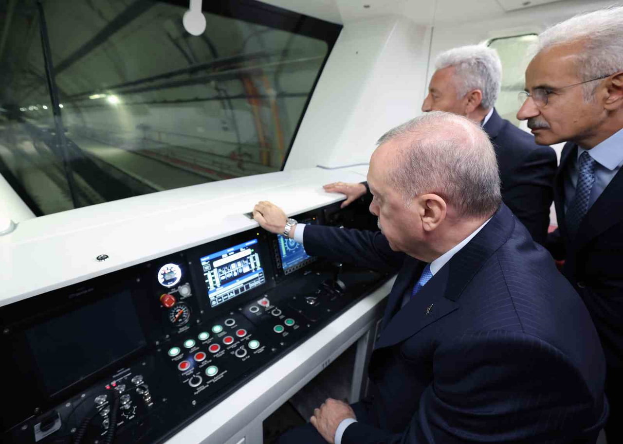 CUMHURBAŞKANI ERDOĞAN, HALKALI-İSTANBUL HAVALİMANI METRO HATTI'NIN AÇILIŞINI GERÇEKLEŞTİRECEĞİ...