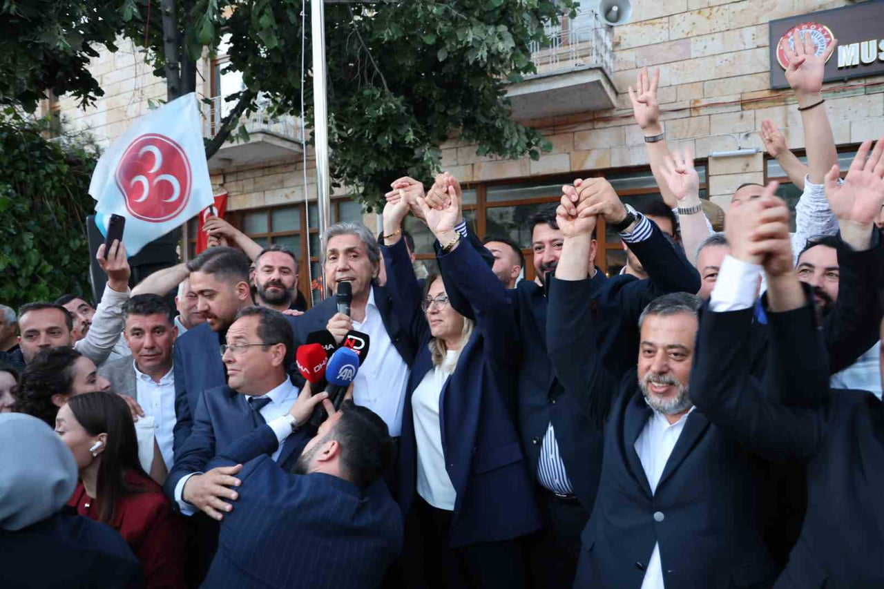 CUMHURBAŞKANI ERDOĞAN, MUSTAFAPAŞA HALKINI SEÇİM SONUÇLARINDAN DOLAYI TEBRİK EDEREK BİRLİK VE...