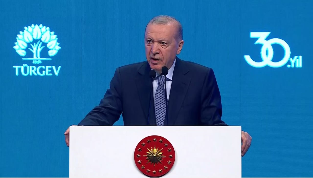 CUMHURBAŞKANI ERDOĞAN, "AKIŞA YÖN VEREN BİR GENÇLİK YETİŞTİRECEĞİZ"