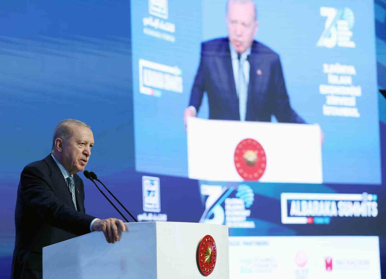 CUMHURBAŞKANI RECEP TAYYİP ERDOĞAN, 3'ÜNCÜ KÜRESEL İSLAMİ EKONOMİ ZİRVESİ'NDE KONUŞTU