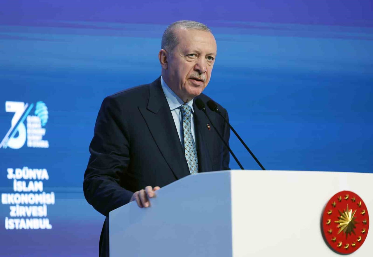 CUMHURBAŞKANI RECEP TAYYİP ERDOĞAN, 3'ÜNCÜ KÜRESEL İSLAMİ EKONOMİ ZİRVESİ'NDE KONUŞTU