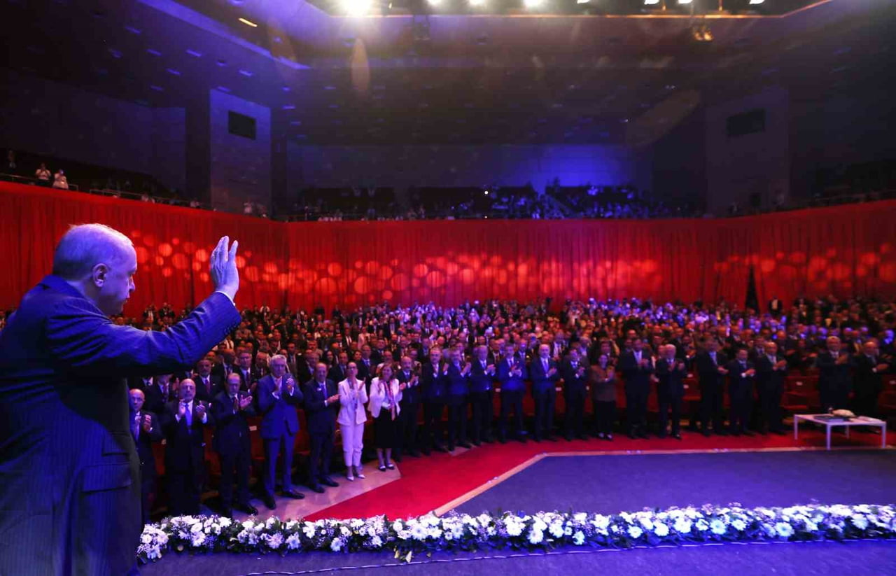 CUMHURBAŞKANI RECEP TAYYİP ERDOĞAN, HALİÇ KONGRE MERKEZİ'NDE DÜZENLENEN "TİM 33. GENEL KURULU VE...