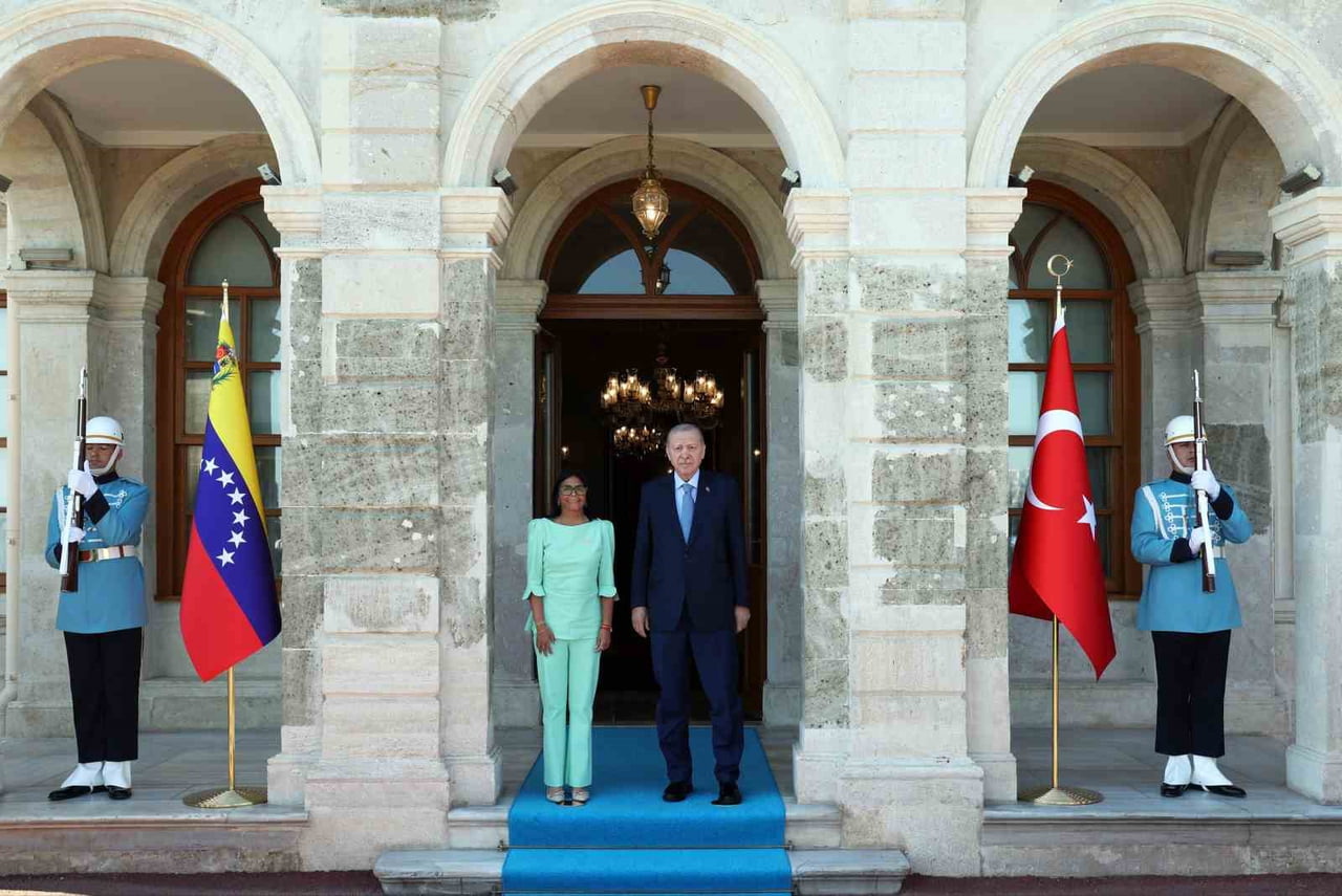 CUMHURBAŞKANI RECEP TAYYİP ERDOĞAN, VENEZUELA CUMHURBAŞKANI VEKİLİ DELCY RODRİGUEZ İLE...
