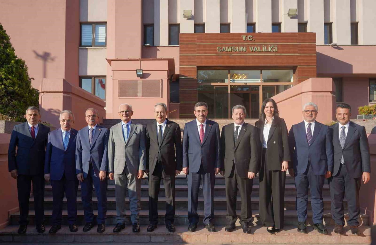 CUMHURBAŞKANI YARDIMCISI CEVDET YILMAZ'IN SAMSUN ZİYARETİ.