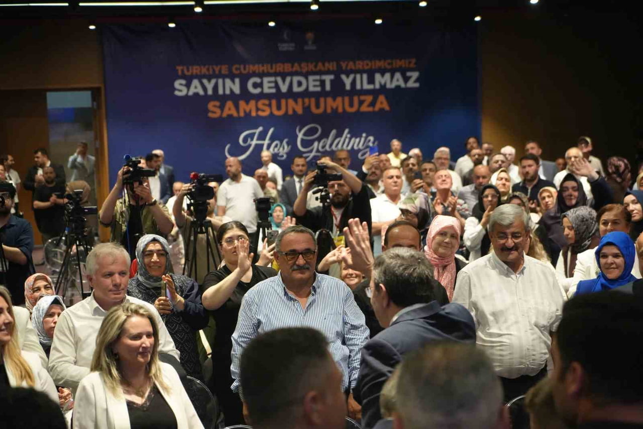 CUMHURBAŞKANI YARDIMCISI CEVDET YILMAZ, AK PARTİ SAMSUN İL BAŞKANLIĞI 98. İL DANIŞMA MECLİSİ...