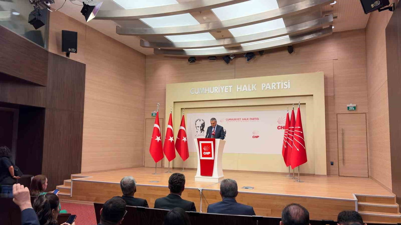 CUMHURİYET HALK PARTİSİ (CHP) SÖZCÜSÜ MÜSLİM SARI, MERKEZ YÖNETİM KURULU (MYK) TOPLANTISI SONRASI...
