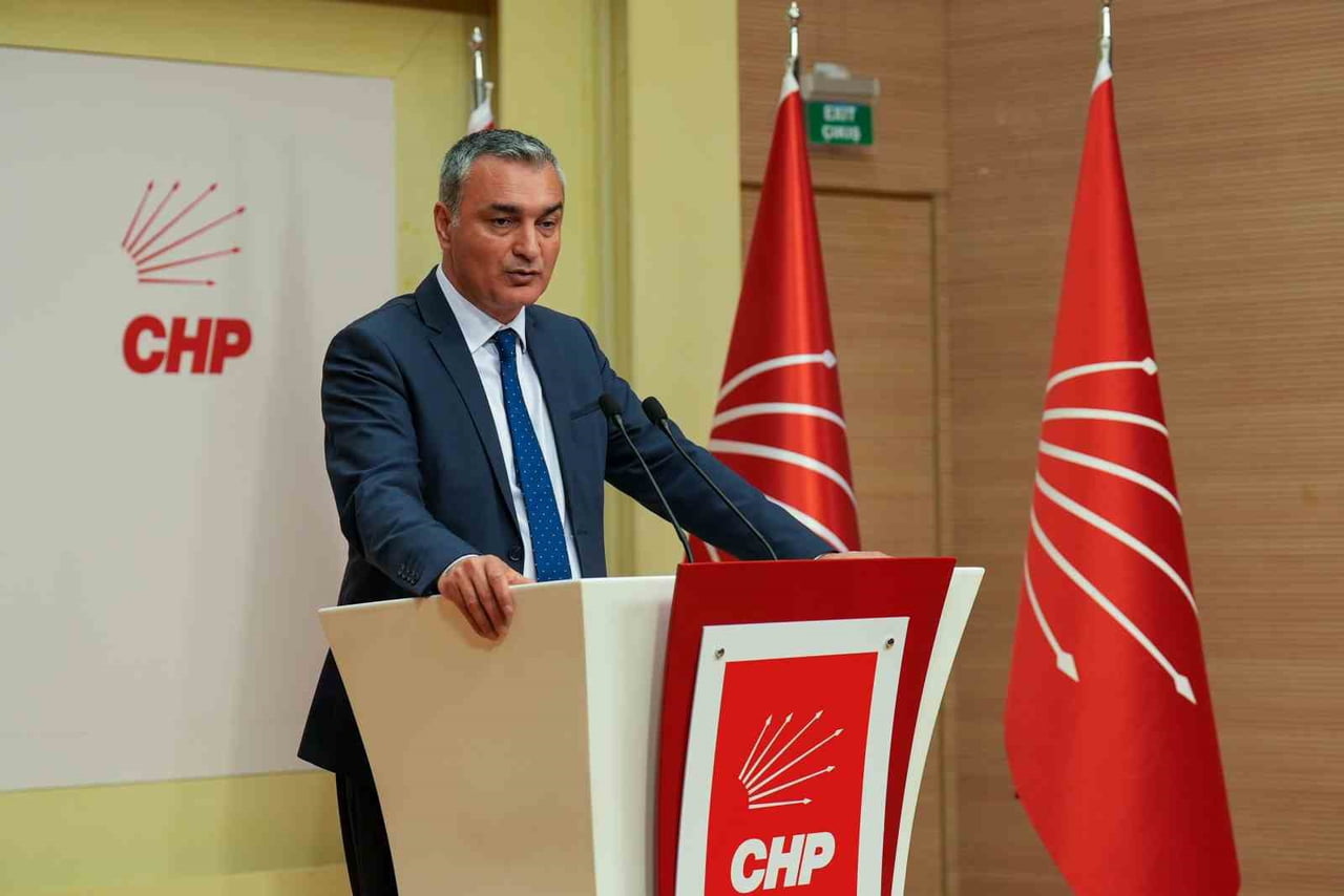 CUMHURİYET HALK PARTİSİ (CHP) SÖZCÜSÜ MÜSLİM SARI, "CUMHURİYET HALK PARTİSİ GENEL BAŞKANI KEMAL...
