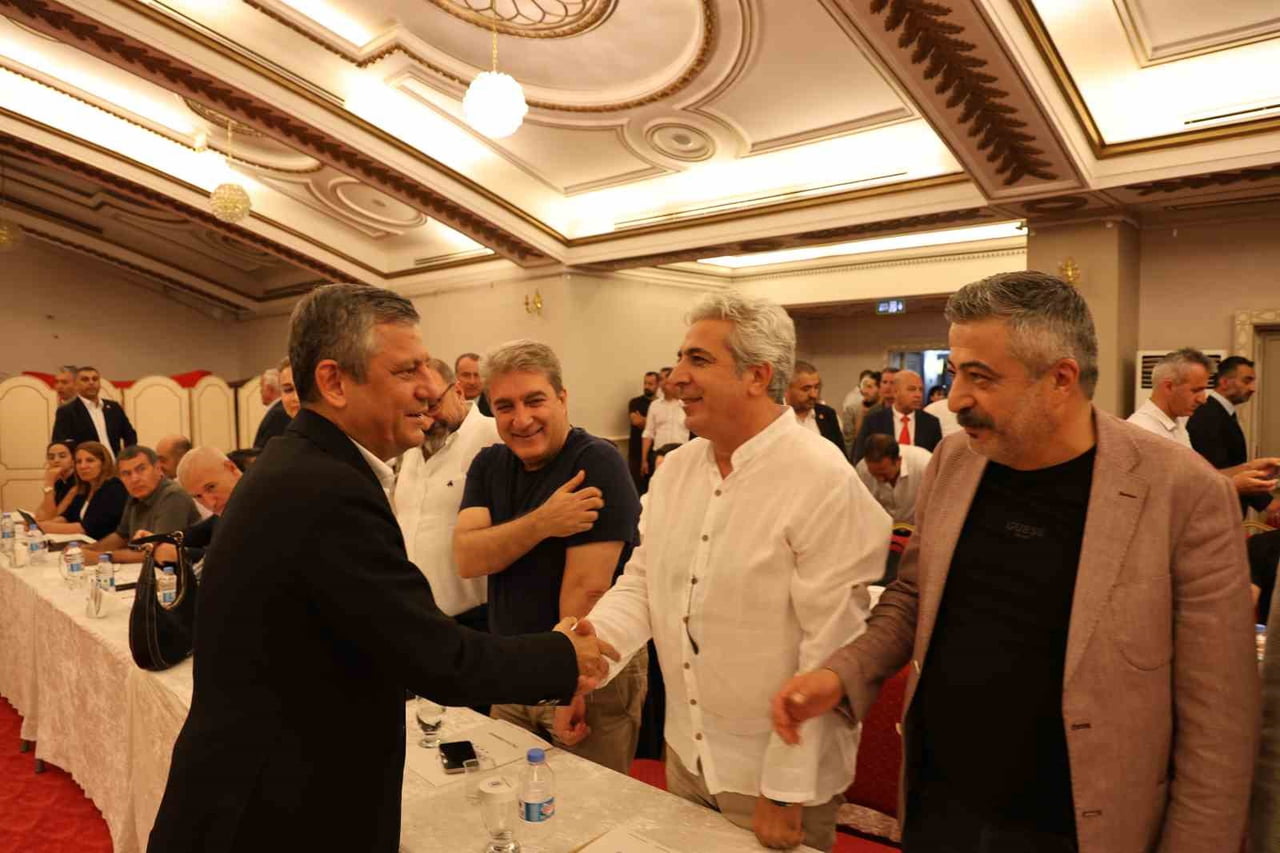 CUMHURİYET HALK PARTİSİ GRUP BAŞKANI ÖZGÜR ÖZEL