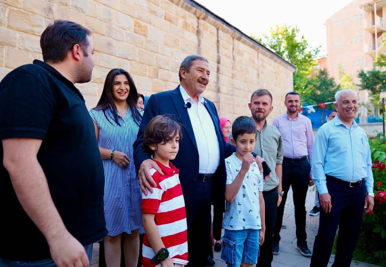DARENDE'DE TARİHİ YUSUF PAŞA BEDESTENİ'NDE AŞURE BEREKETİ