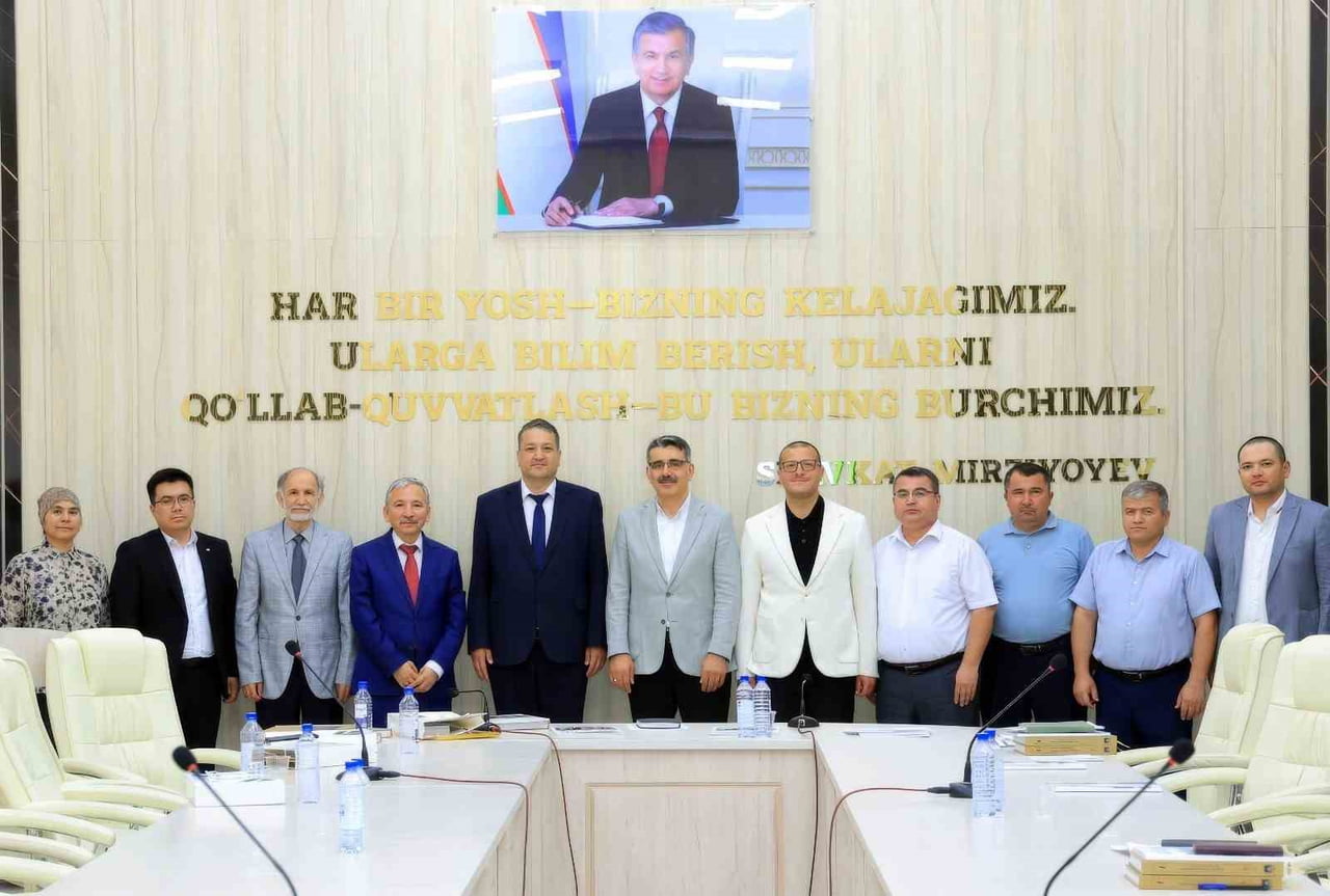 DARENDE'NİN MANEVİ VE KÜLTÜREL MİRASINI ANLATAN ESER ÖZBEKİSTAN'DA TANITILDI