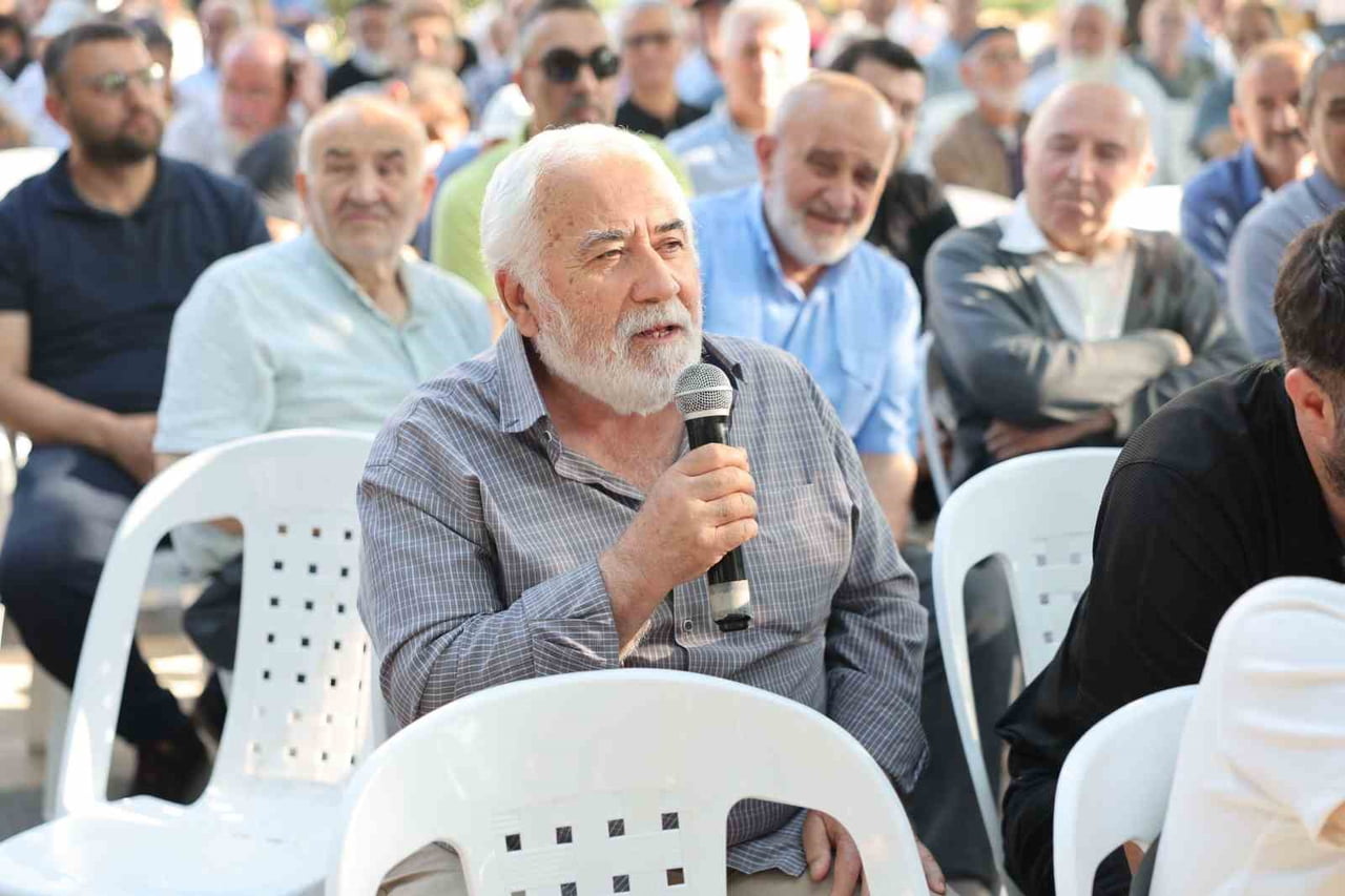 DARICA BELEDİYE BAŞKANI MUZAFFER BIYIK, EMEK MAHALLESİ SAKİNLERİYLE BİR ARAYA GELEREK...