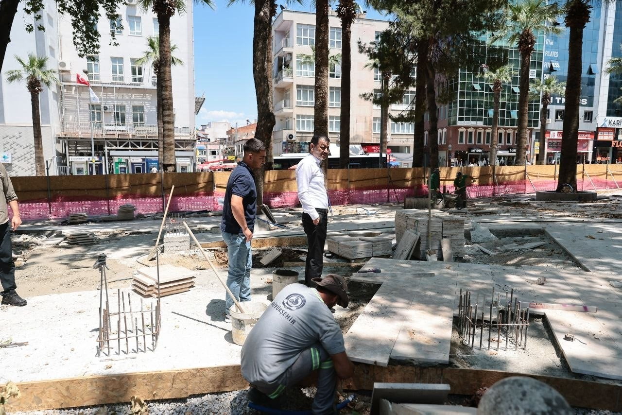 DENİZLİ BÜYÜKŞEHİR BELEDİYE BAŞKANI BÜLENT NURİ ÇAVUŞOĞLU, KENTİN SİMGE ALANLARINDAN BİRİ OLAN...