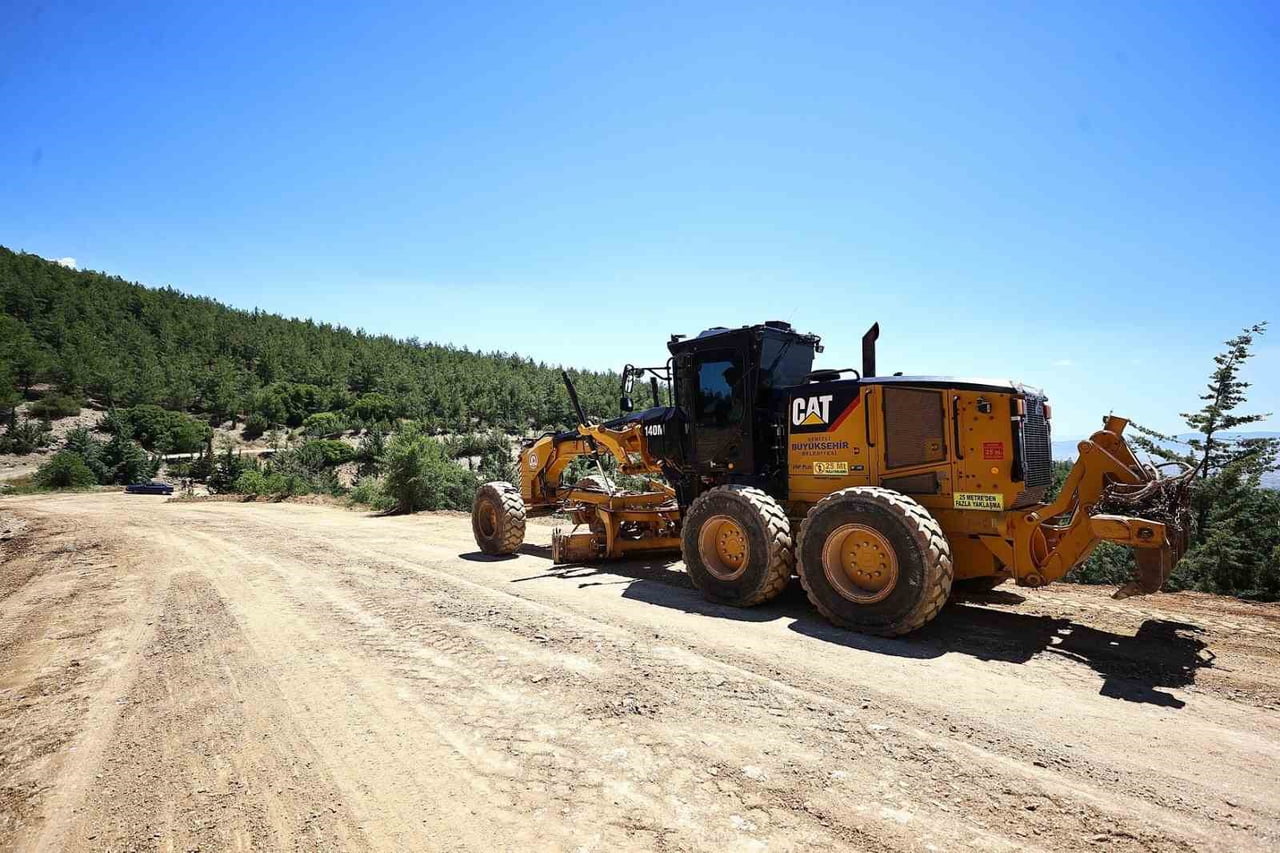 DENİZLİ BÜYÜKŞEHİR BELEDİYESİ, ULAŞIM ALTYAPISINI GÜÇLENDİRMEYE YÖNELİK YATIRIMLARINA BİR YENİSİNİ...
