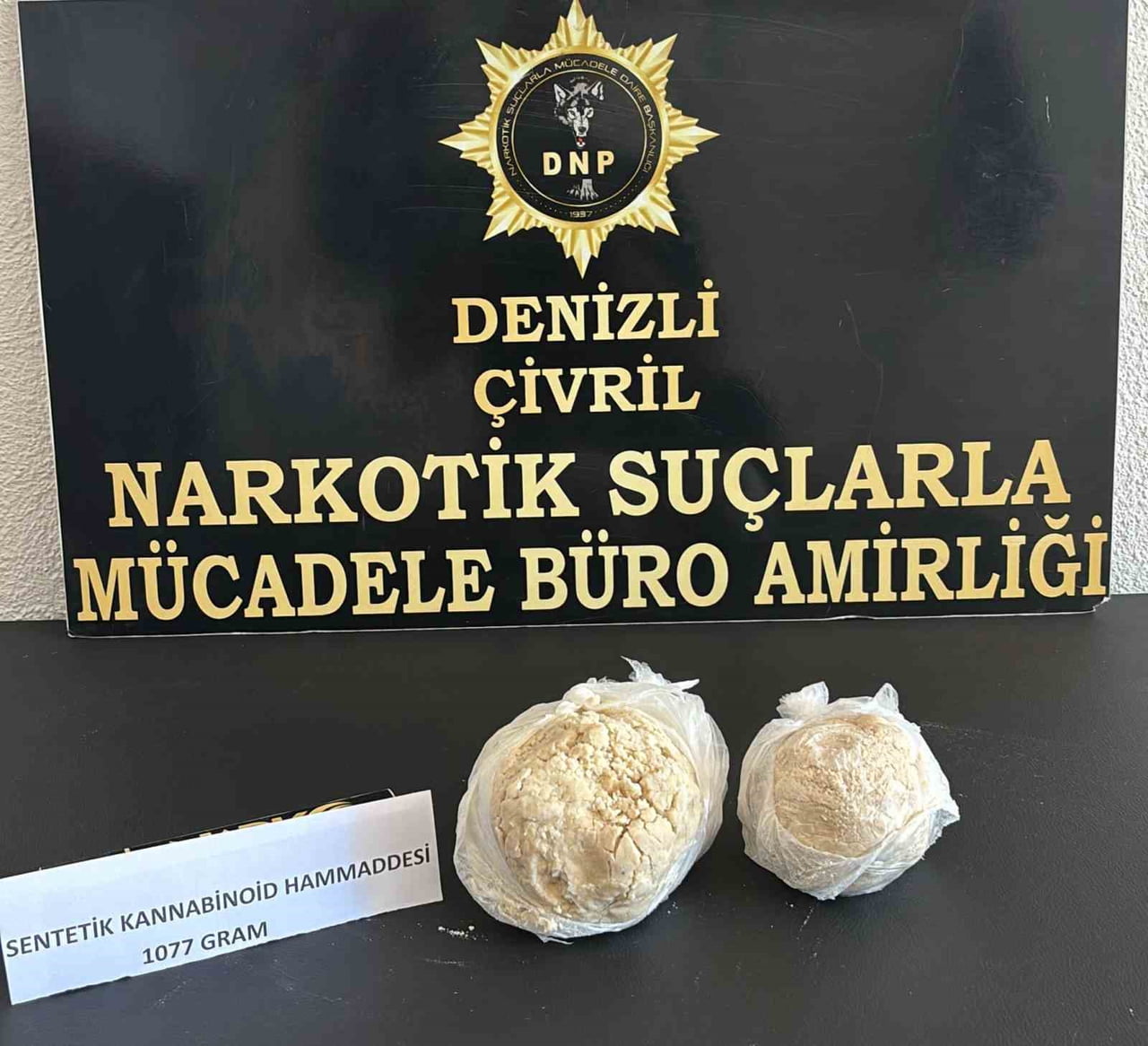 DENİZLİ İL EMNİYET MÜDÜRLÜĞÜ NARKOTİK SUÇLARLA MÜCADELE ŞUBE MÜDÜRLÜĞÜ EKİPLERİNCE DÜZENLENEN...