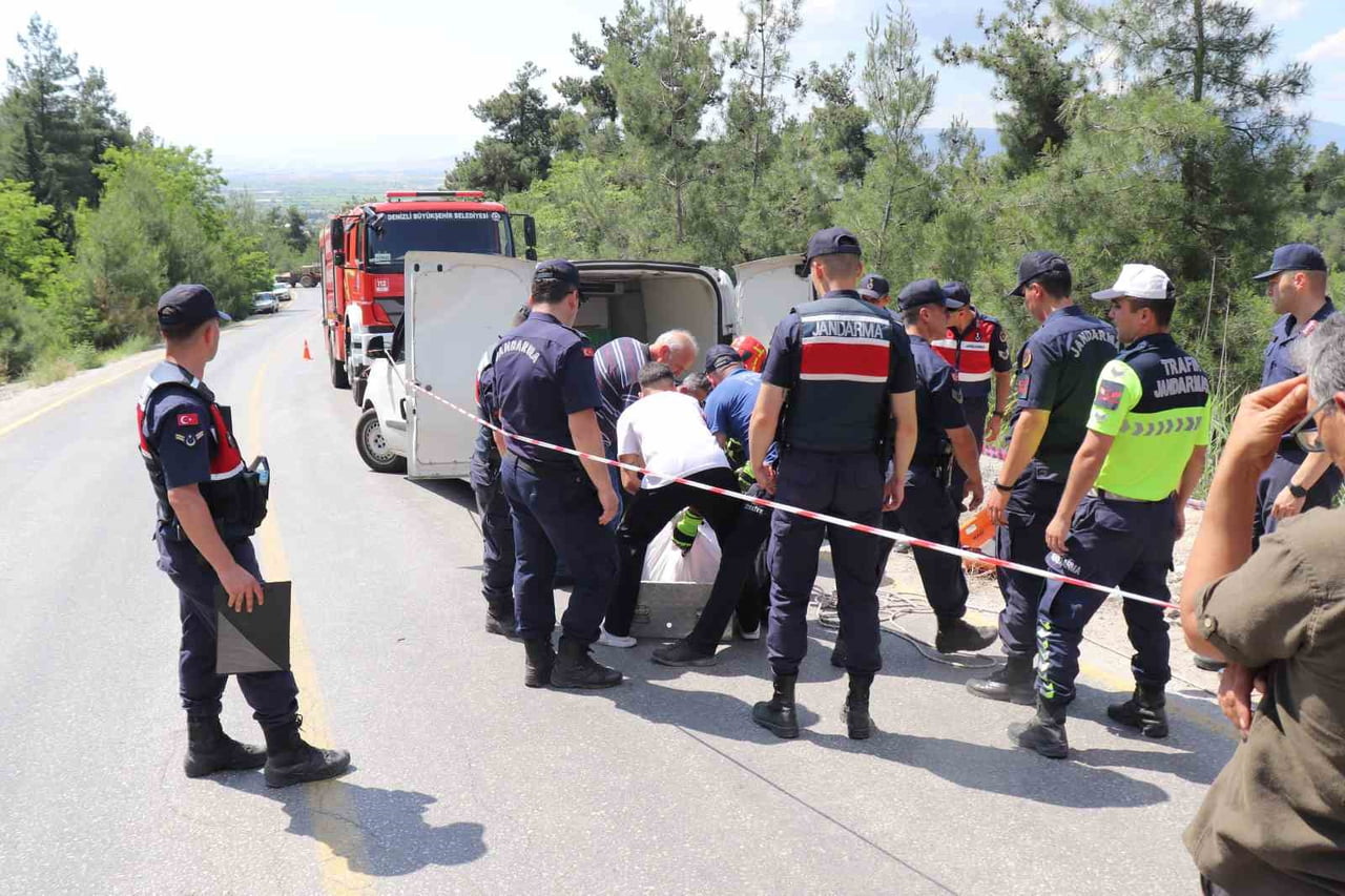 DENİZLİ’NİN HONAZ İLÇESİNDE, HAYVANLARA YEM ALMAK İÇİN AYRILDIĞI EVİNE GERİ DÖNMEYEN BABASINI...