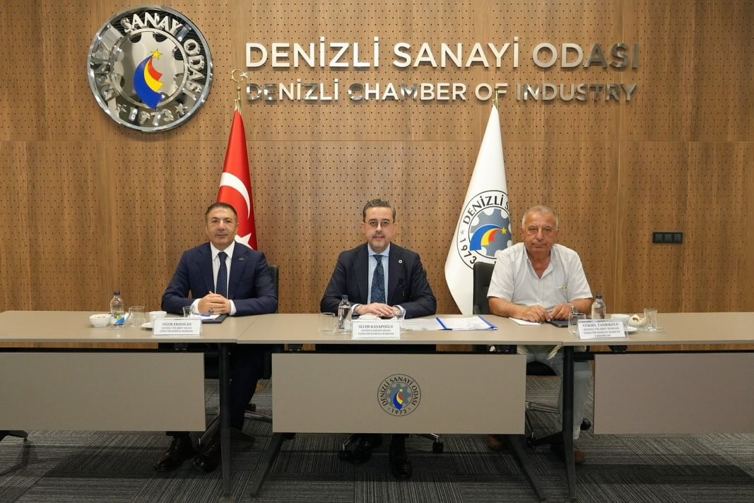 DENİZLİ’NİN TÜRKİYE ODALAR VE BORSALAR BİRLİĞİ (TOBB) ÇATISI ALTINDAKİ ÜÇ KURUMUNU BİR ARAYA...