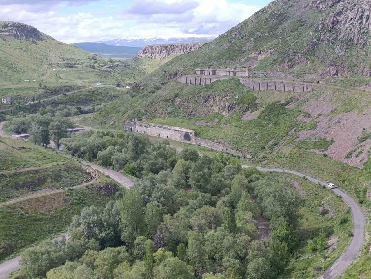 DEREİÇİ KANYONU KARS TURİZMİNE KAZANDIRILIYOR: ATIL ALAN YAŞAM VE TURİZM MERKEZİ...