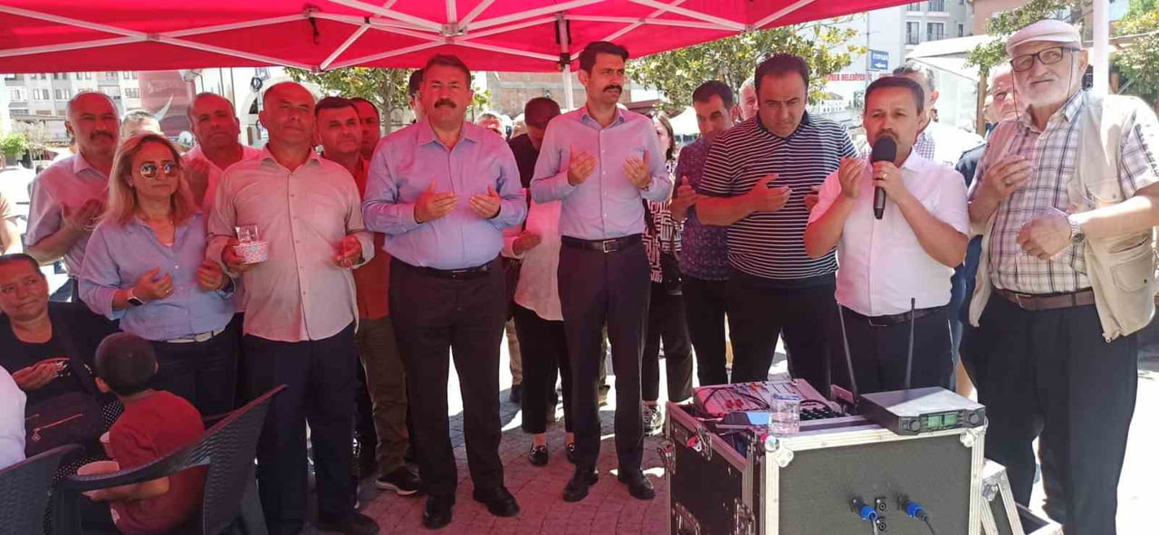 DEVREK BELEDİYESİNDEN AŞURE PROĞRAMI
