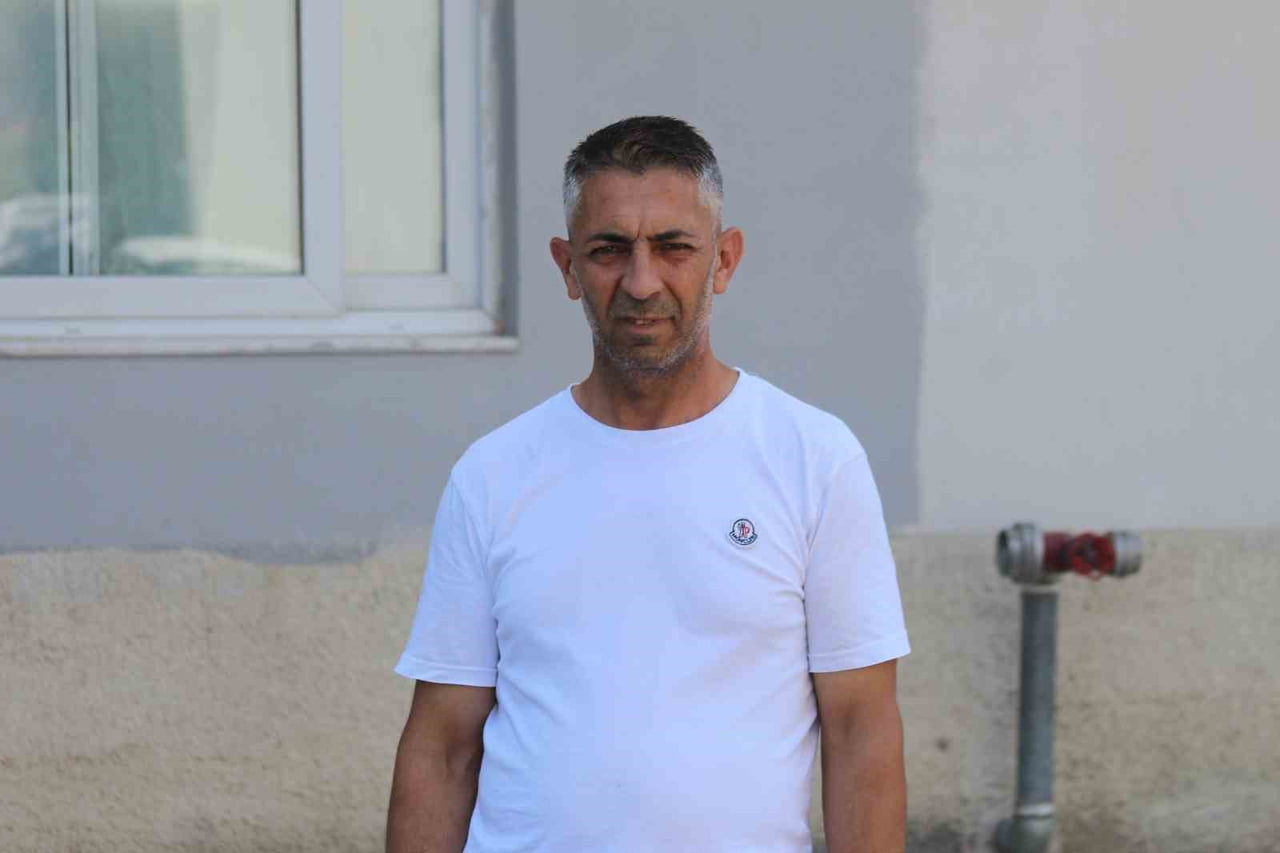 DEVRİYE GEZEN POLİS EKİPLERİNİN DİKKATİ SAYESİNDE MOTOSİKLETİNE YENİDEN KAVUŞAN MUZAFFER SARI...