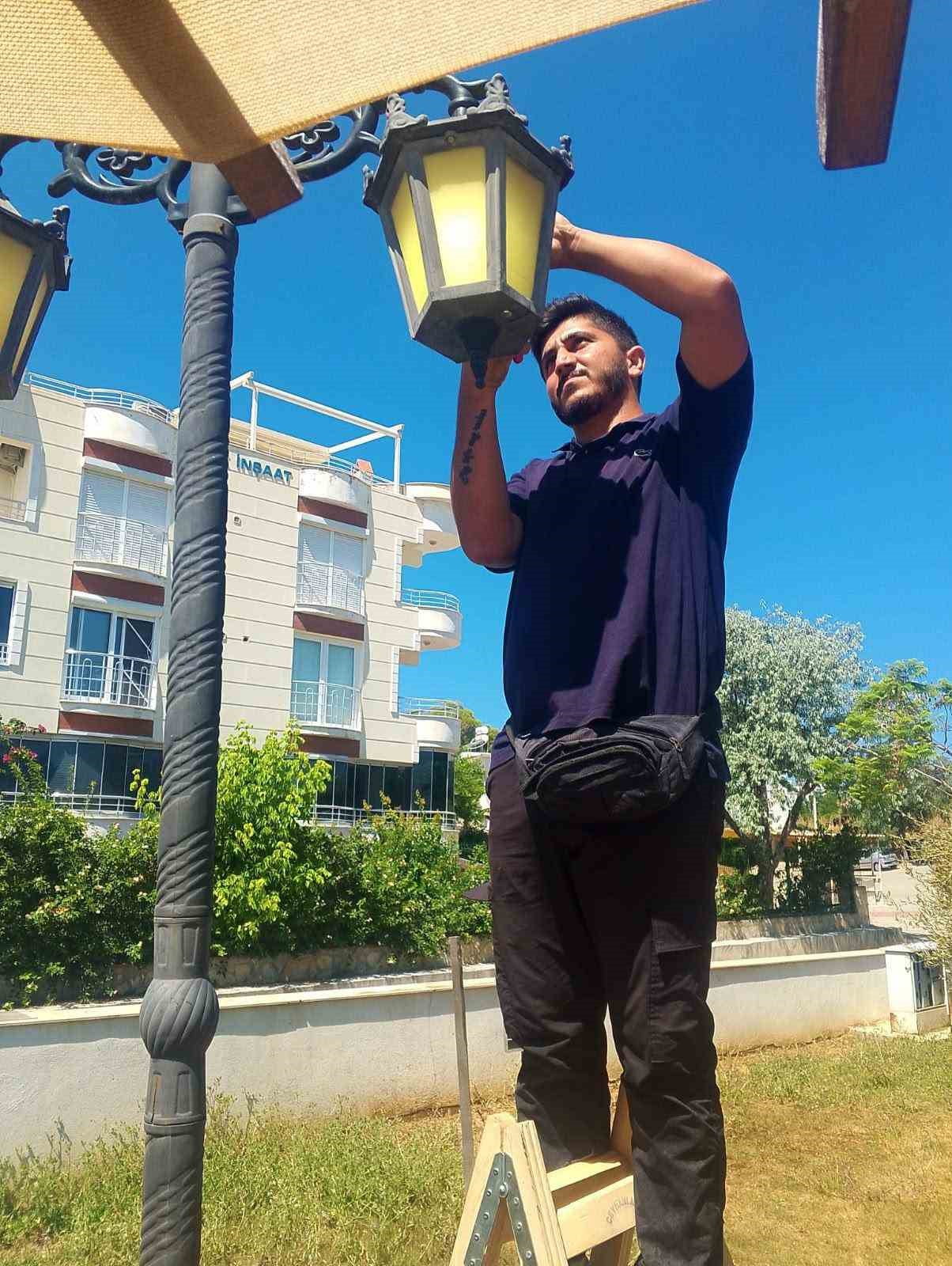 DİDİM BELEDİYESİ, İLÇE GENELİNDEKİ PARK VE YEŞİL ALANLARDA BAKIM, ONARIM VE YENİLEME ÇALIŞMALARI...