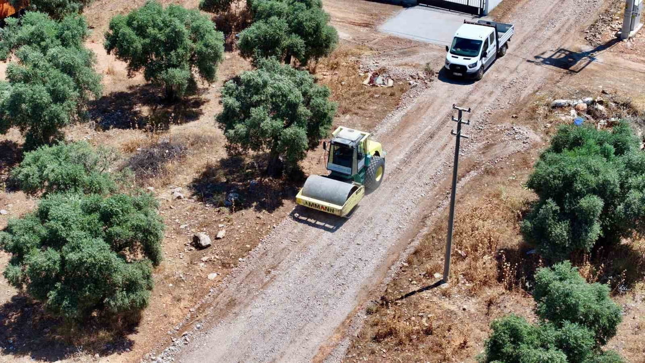 DİDİM’DE YOL ÇALIŞMALARI SÜRÜYOR