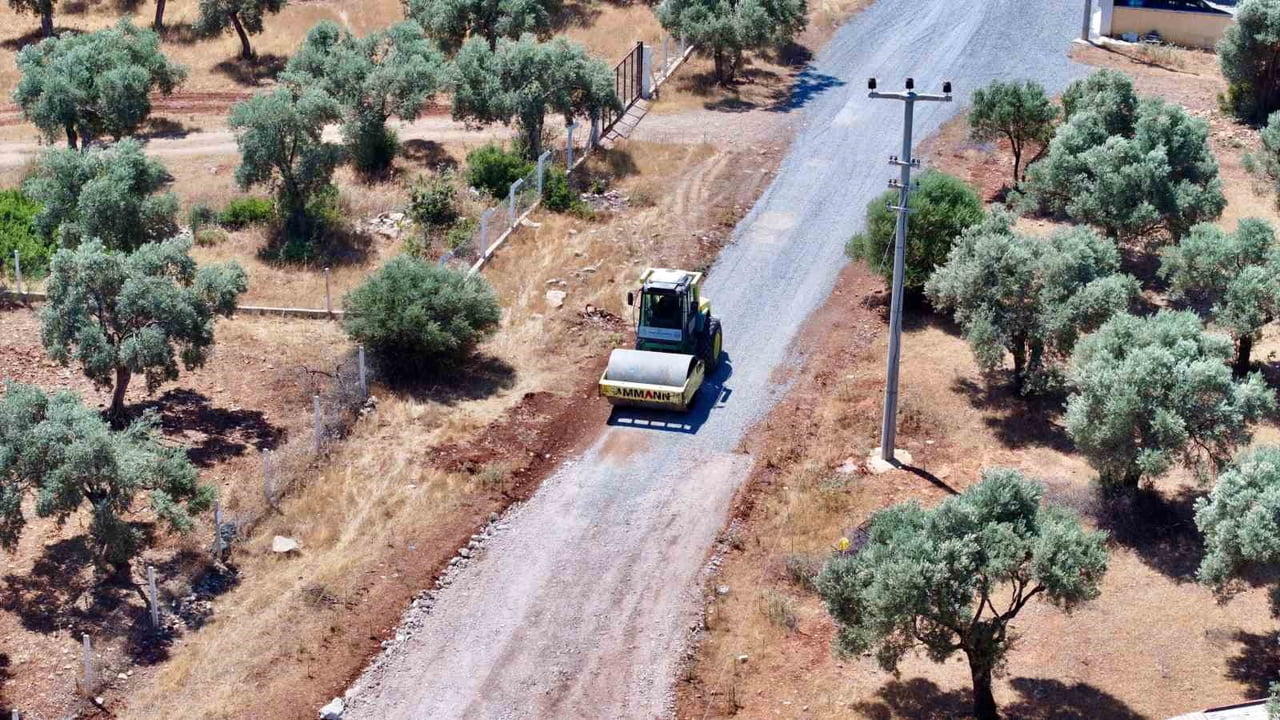 DİDİM’DE YOL ÇALIŞMALARI SÜRÜYOR