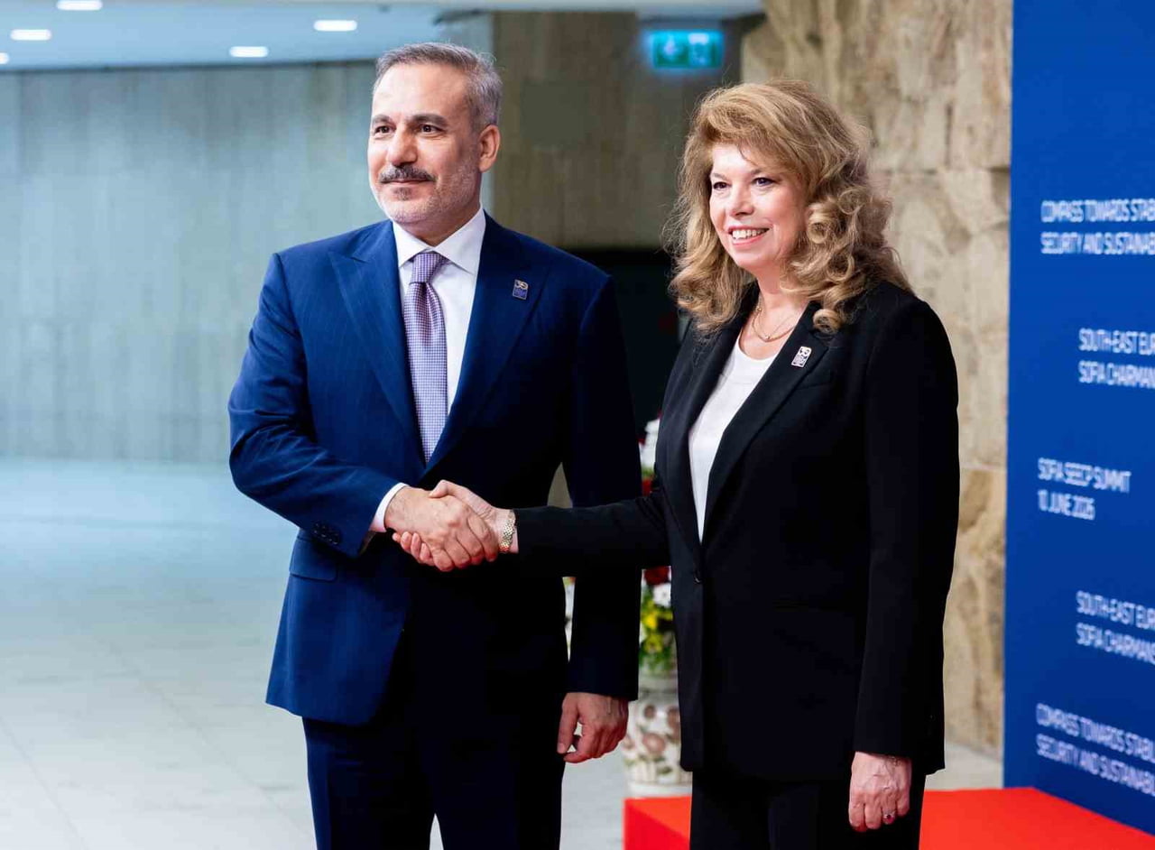 DIŞİŞLERİ BAKANI HAKAN FİDAN, CUMHURBAŞKANI RECEP TAYYİP ERDOĞAN’I TEMSİLEN BULGARİSTAN’IN...