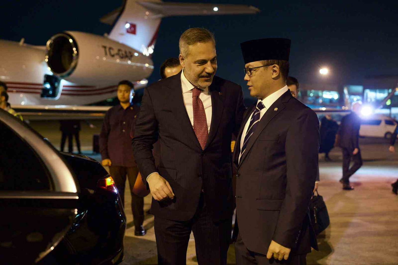 DIŞİŞLERİ BAKANI HAKAN FİDAN, RESMİ ZİYARET KAPSAMINDA ENDONEZYA’NIN BAŞKENTİ JAKARTA’YA...