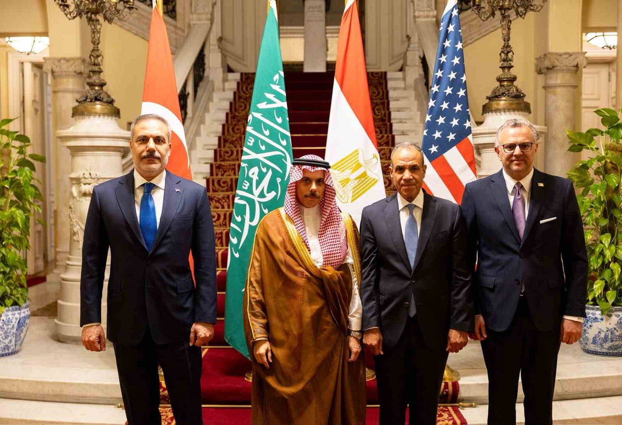 DIŞİŞLERİ BAKANI HAKAN FİDAN, RESMİ ZİYARET KAPSAMINDA GELDİĞİ MISIR’DA, MISIR DIŞİŞLERİ BAKANI...
