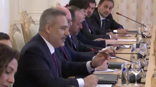 Dışişleri Bakanı Hakan Fidan, Rus mevkidaşı Sergey Lavrov ile Moskova'da yaptığı heyetlerarası...