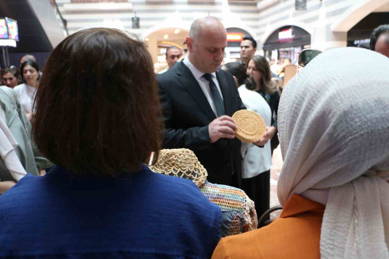 DİYARBAKIR'DA ‘HAYAT BOYU ÖĞRENME HAFTASI’ KAPSAMINDA HALK EĞİTİM KURSİYERLERİ VE OLGUNLAŞMA...