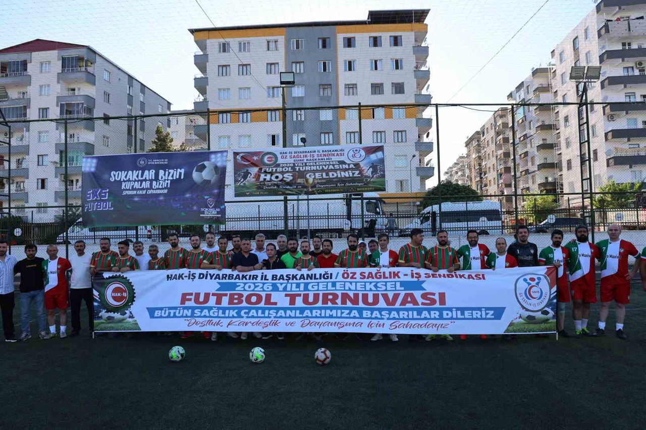 DİYARBAKIR'DA SENDİKA ÜYELERİNİN GELENEKSEL FUTBOL TURNUVASI BAŞLADI.