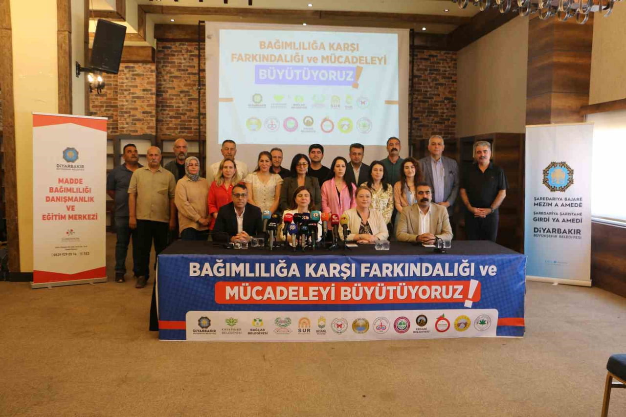 –  DİYARBAKIR BÜYÜKŞEHİR BELEDİYESİ, MADDE BAĞIMLILIĞIYLA MÜCADELEDE YENİ BİR DÖNEMİ BAŞLATIYOR....